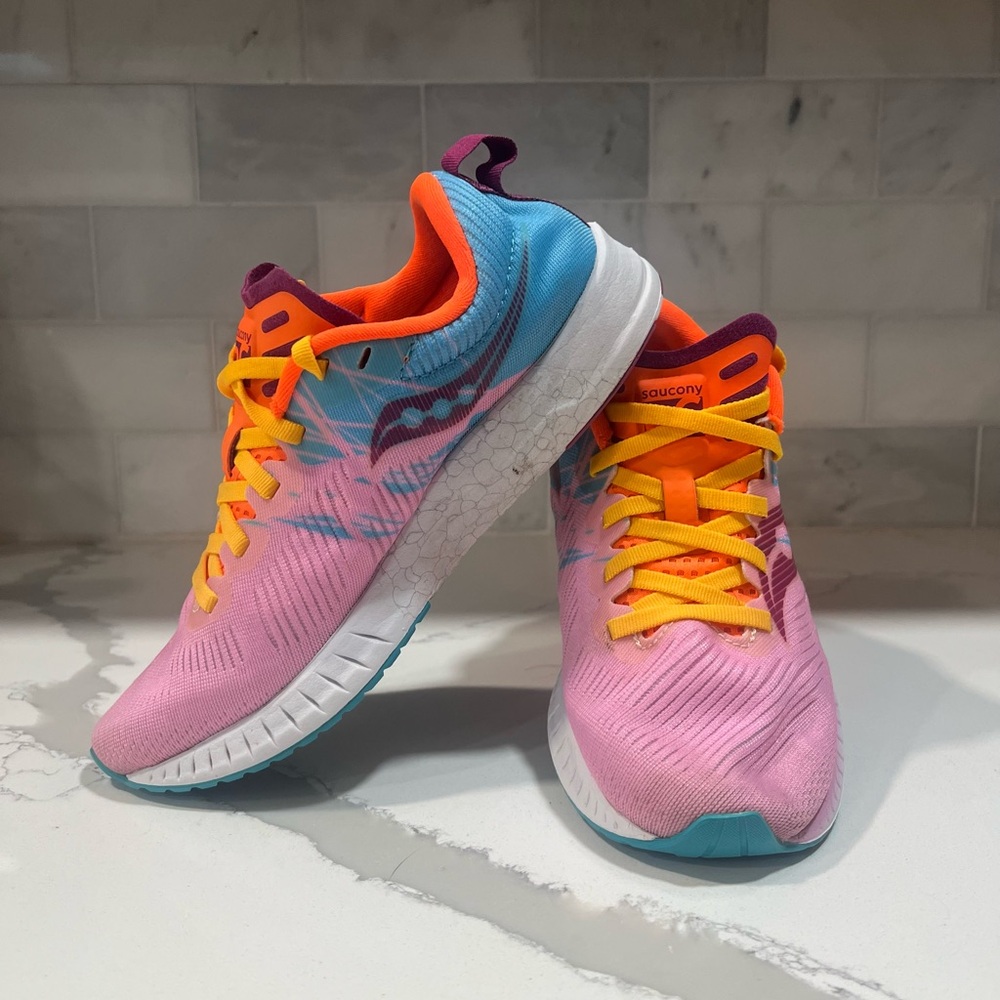 Saucony Womens Fastwitch 9 S19053-25 Multicolor Running Shoes Sneakers Size 6.5